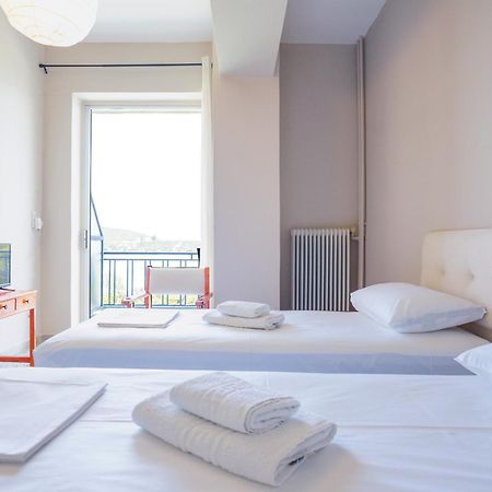 Hotel Korfos - Ξενοδοχείο Κόρφος Renovated מראה חיצוני תמונה