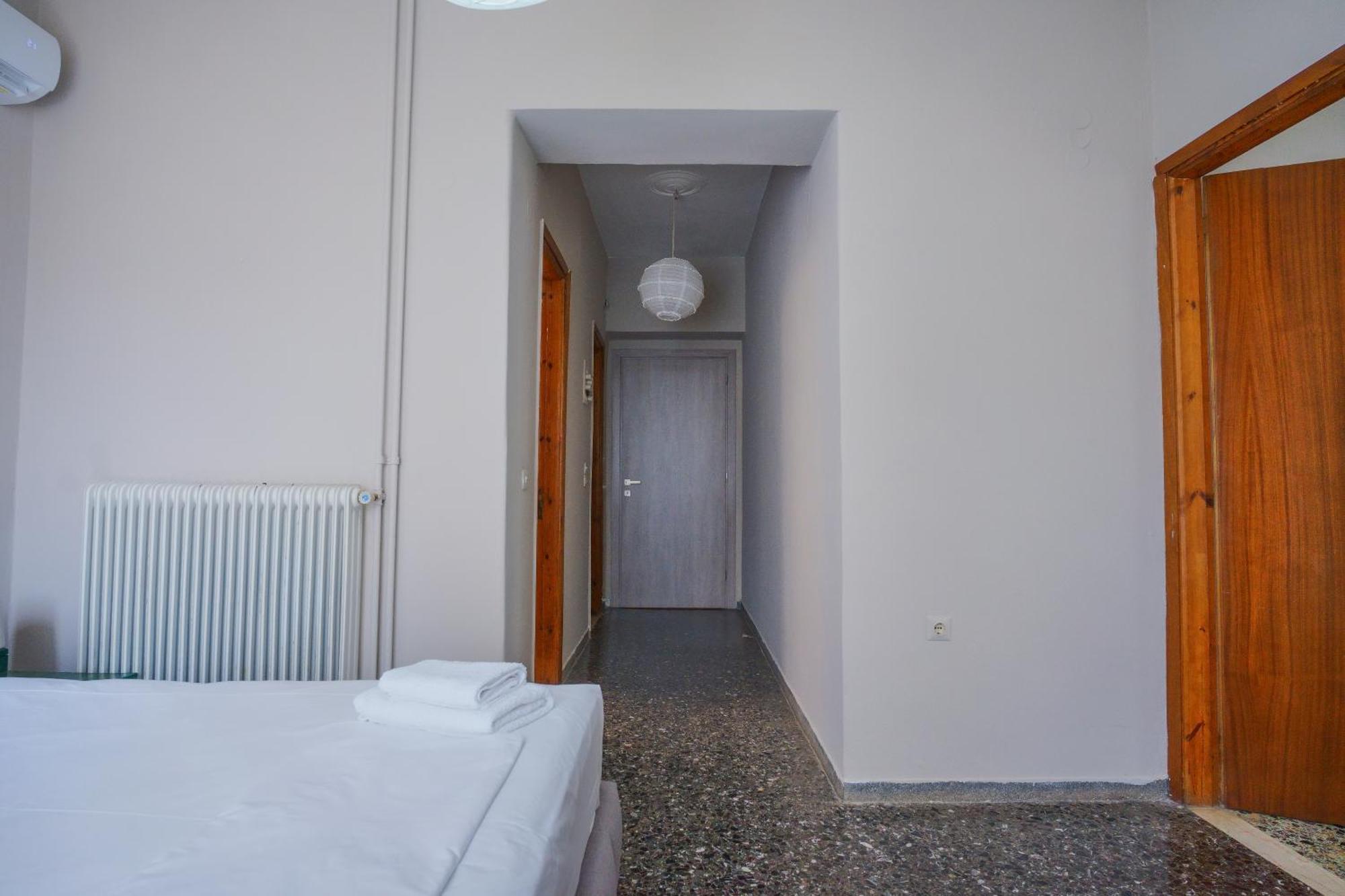 Hotel Korfos - Ξενοδοχείο Κόρφος Renovated מראה חיצוני תמונה